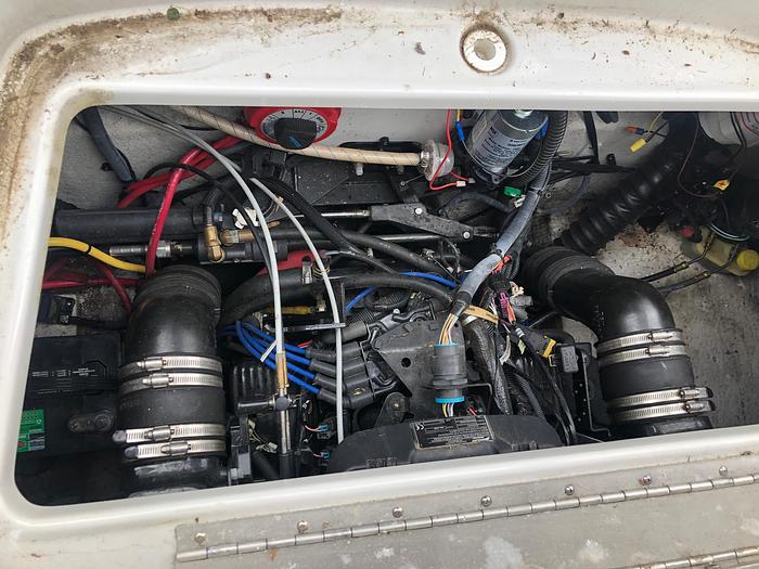 Used 2007 Crownline 240 EX