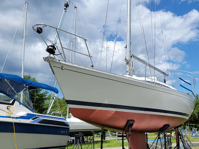 Used 1988 Beneteau 305