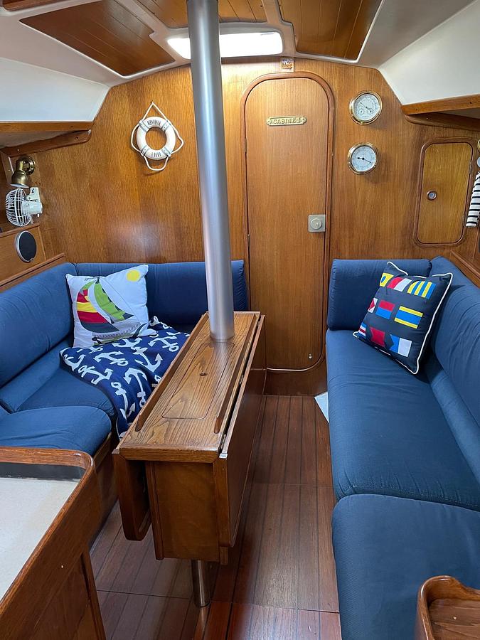 Used 1990 Beneteau Oceanis 350