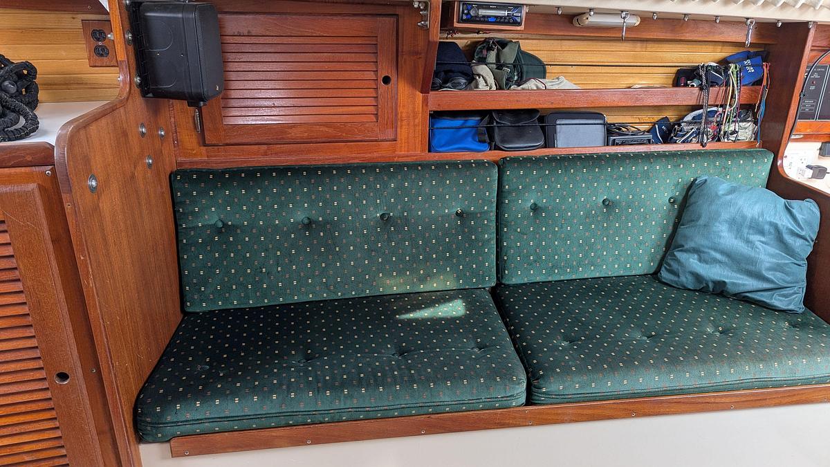 Used 1988 Catalina 30 MKII
