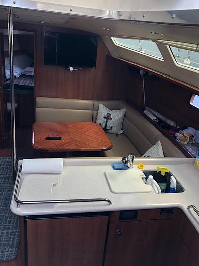 Used 2016 Marlow-Hunter 37