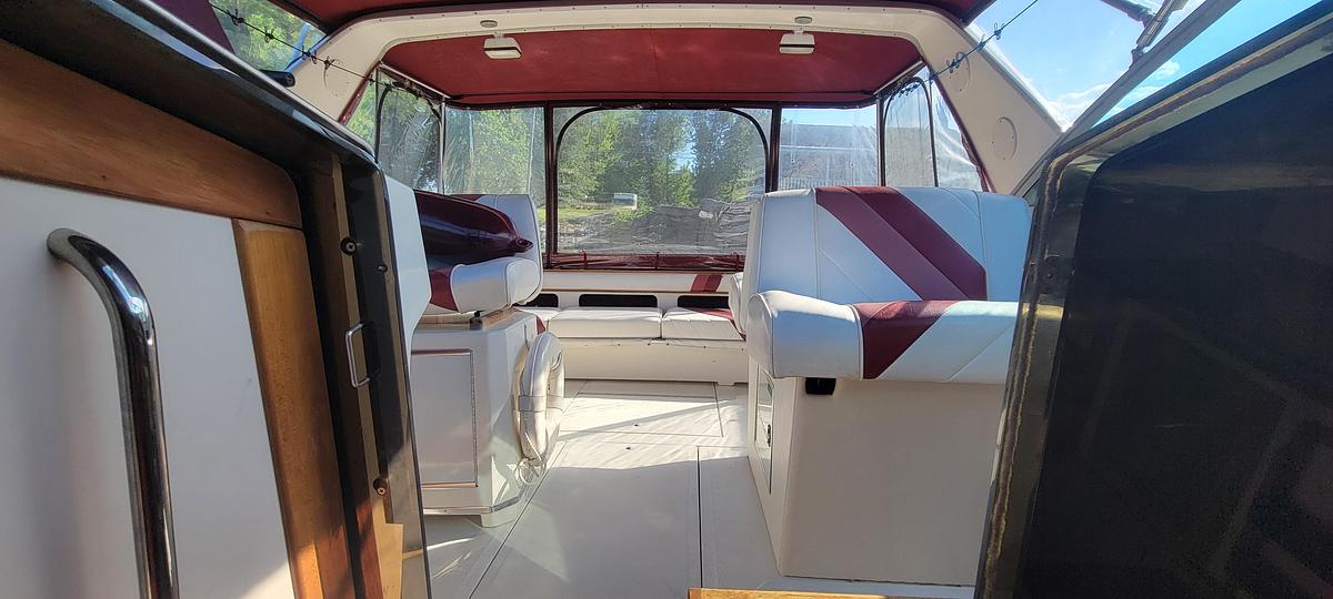 Used 1988 Sea Ray 340 Express Cruiser