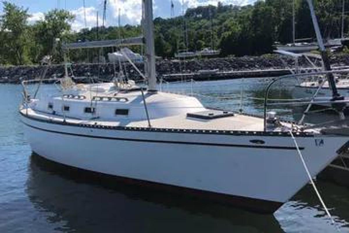 Used 1980 Tartan 33