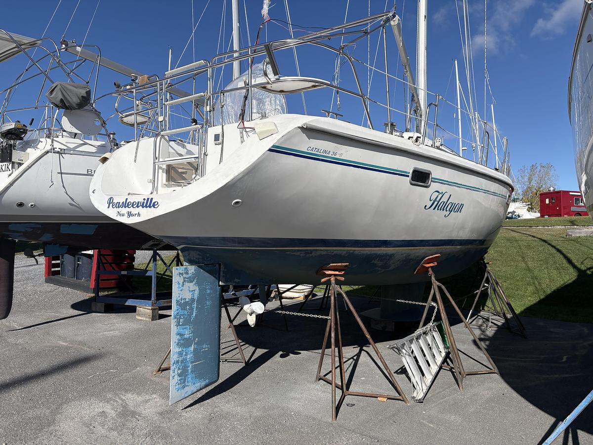 Used 1995 Catalina 36 mkii
