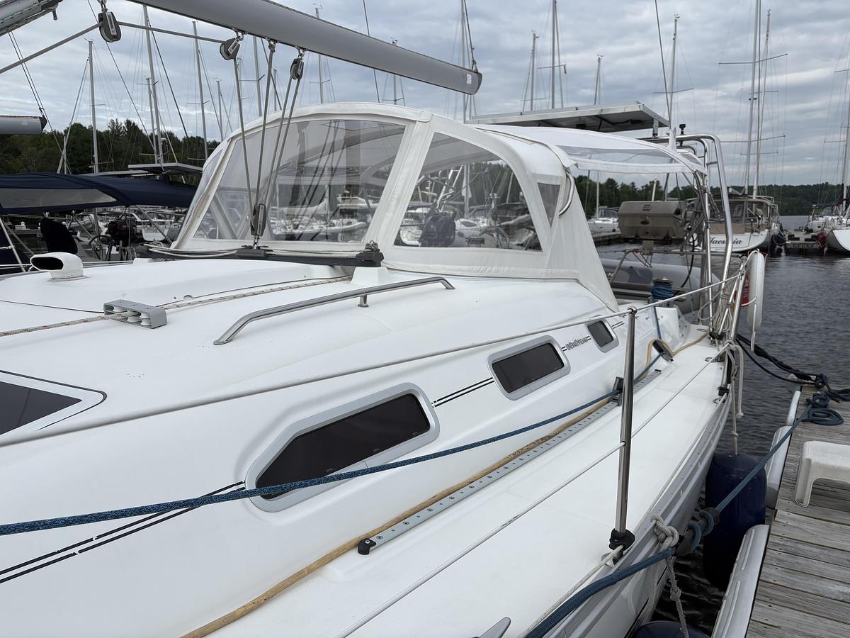 Used 2006 Beneteau 393