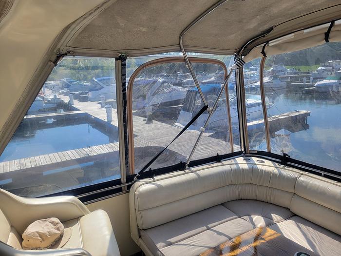 Used 1986 Chris-Craft Catalina 381