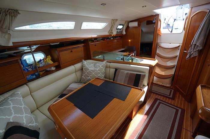 Used 2004 Jeanneau Sun Odyssey 37