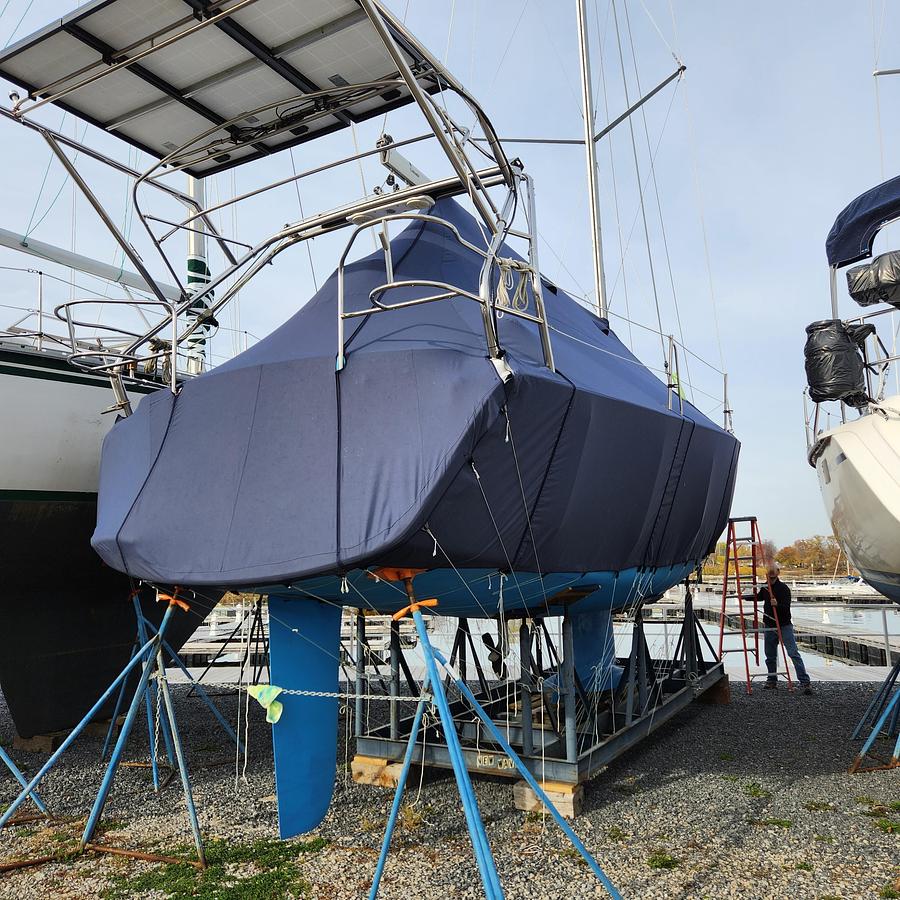 Used 2012 Hunter e 33