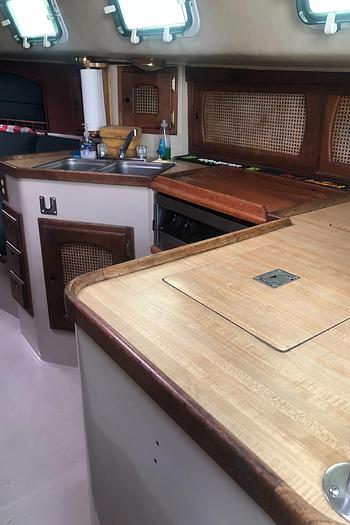 Used 1980 Lancer Sloop 36