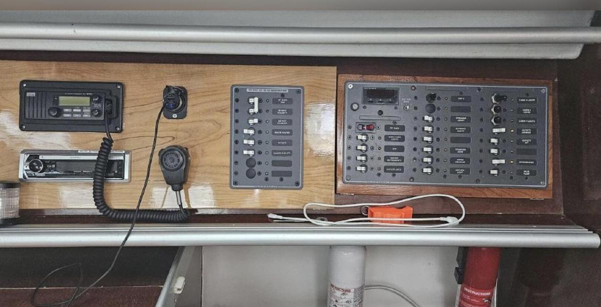 Used 1991 Beneteau 35S5