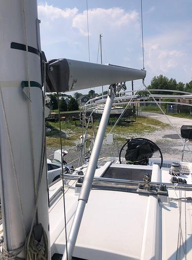 Used 2011 Beneteau Oceanis 31