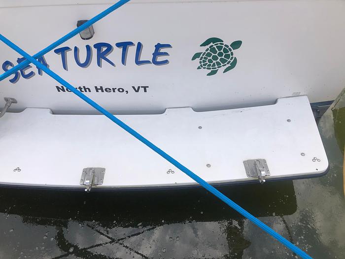 Used 1991 Carver 32 Aft Cabin