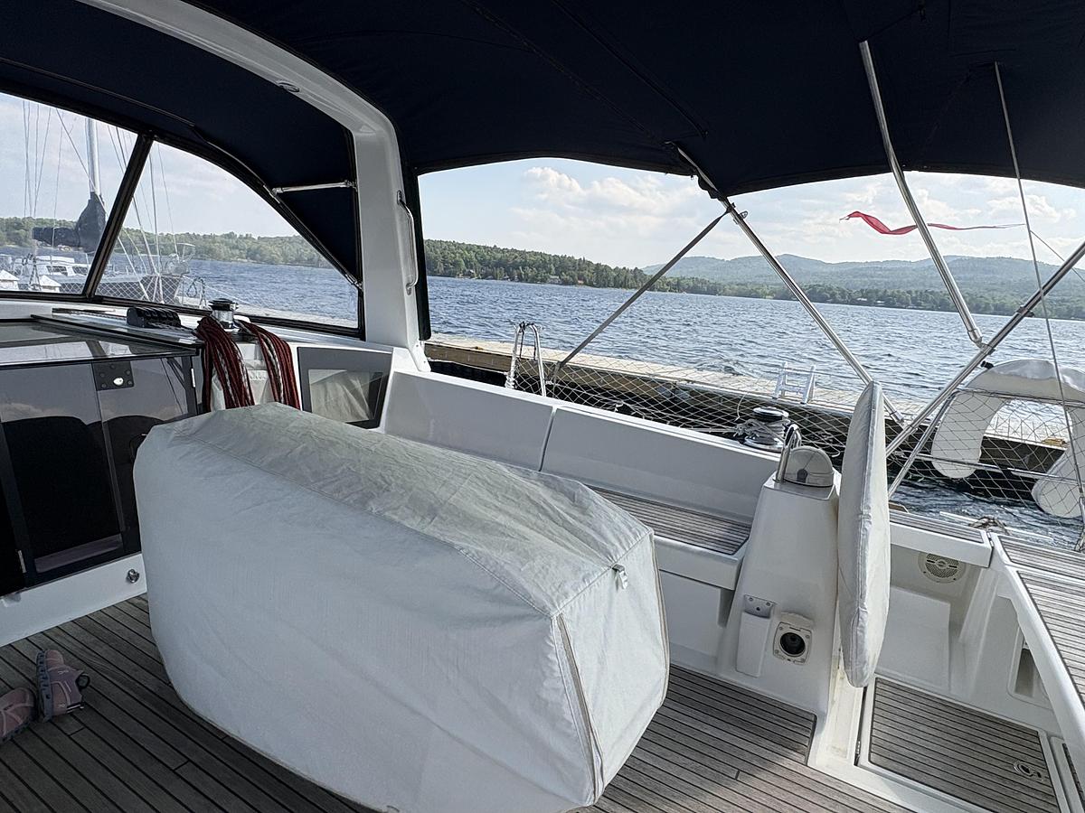 Used 2018 Beneteau Oceanis 45