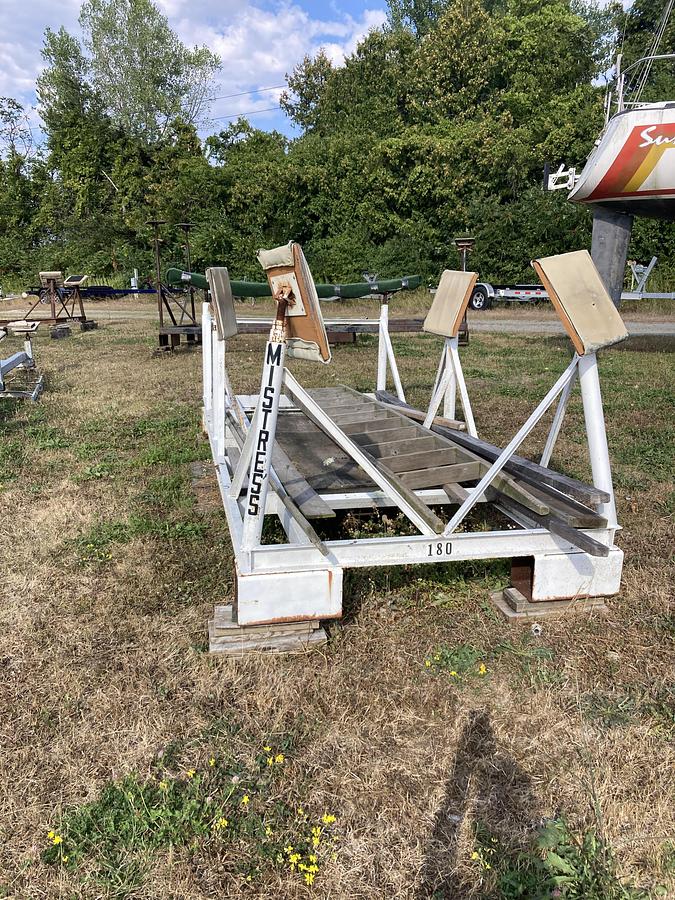 Used 1992  Hunter 33.5