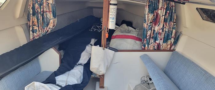 Used 1998 Hunter 240