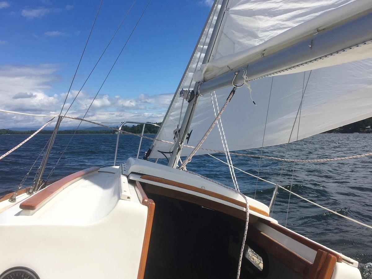 Used 1981 Cape Dory 25