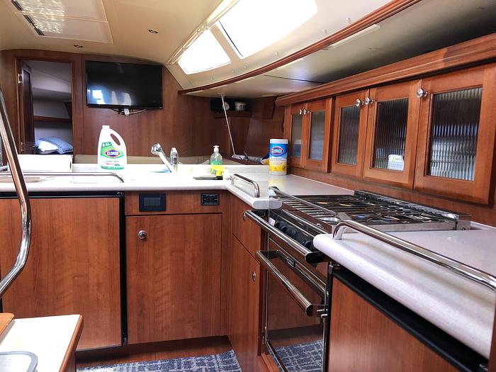 Used 2016 Marlow-Hunter 37