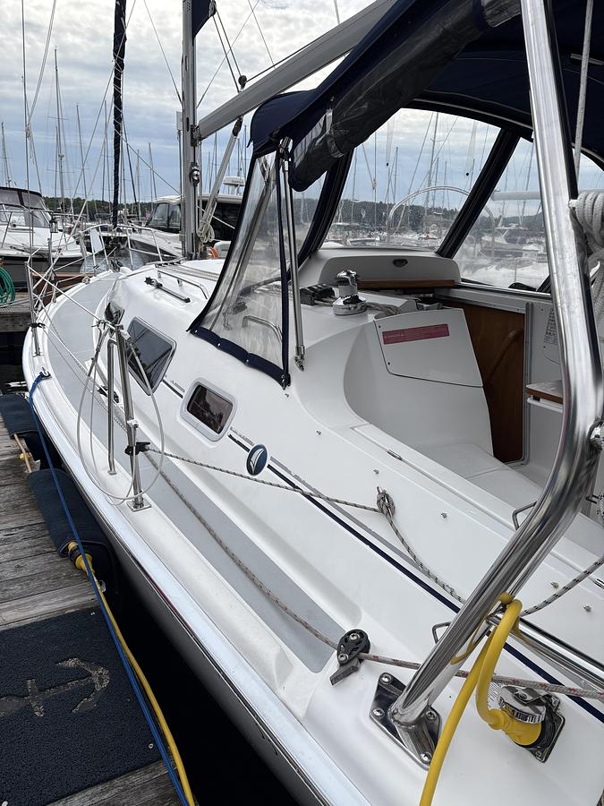 Used 2006 Hunter 33