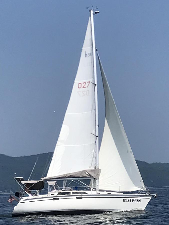 Used 1992  Hunter 33.5