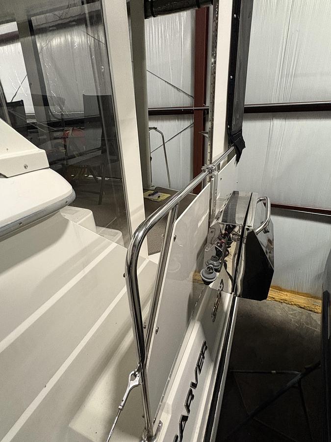 Used 1994 Carver 390 AC