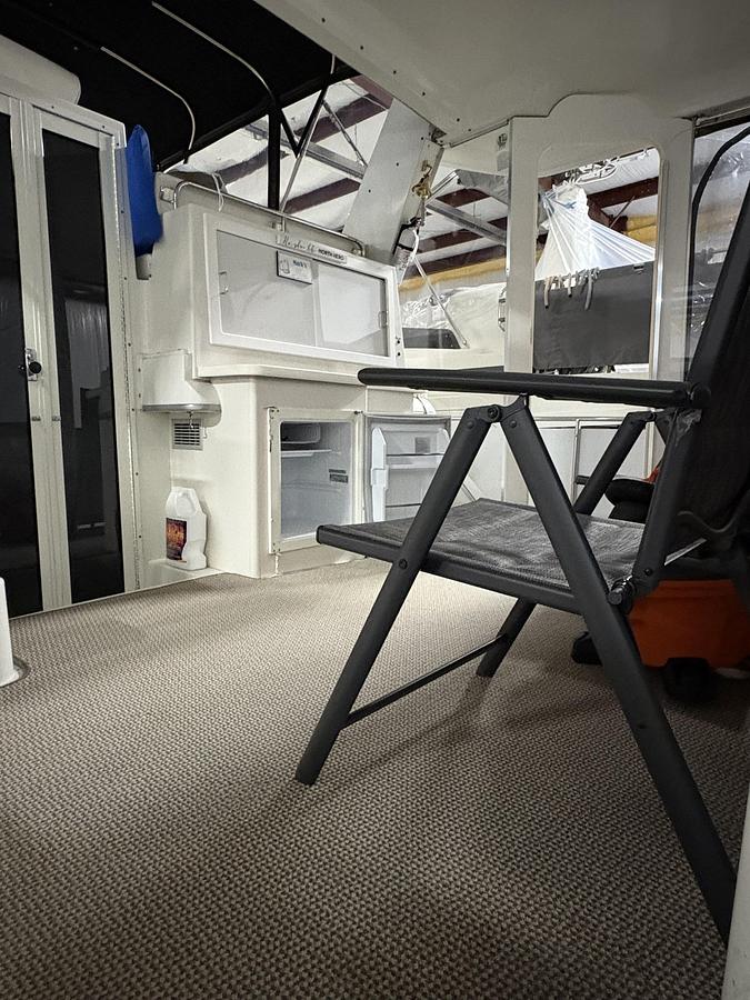 Used 1994 Carver 390 AC