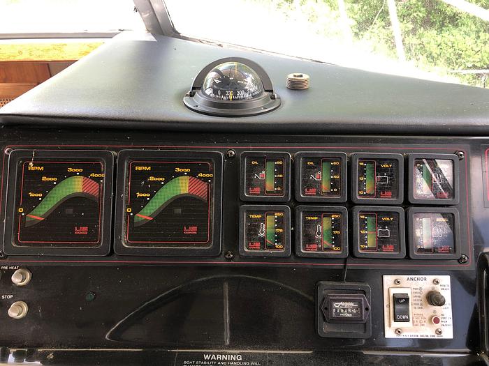 Used 1986 Bayliner 3270 Motoryacht