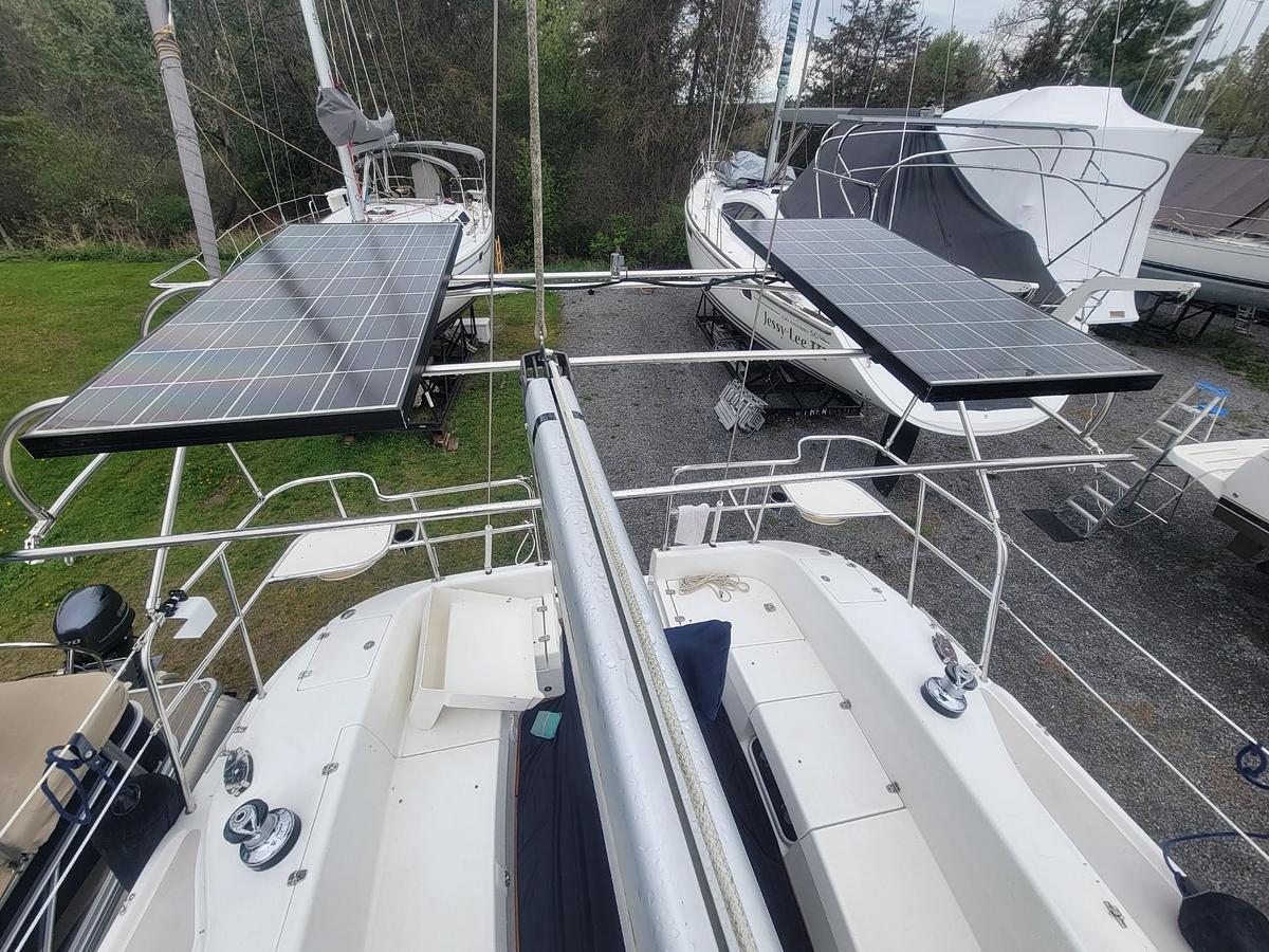 Used 2010 Catalina 350