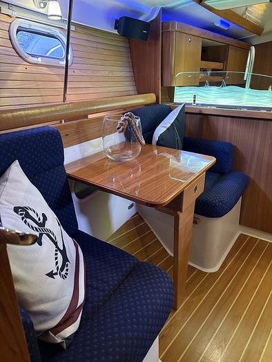 Used 2010 Catalina 350