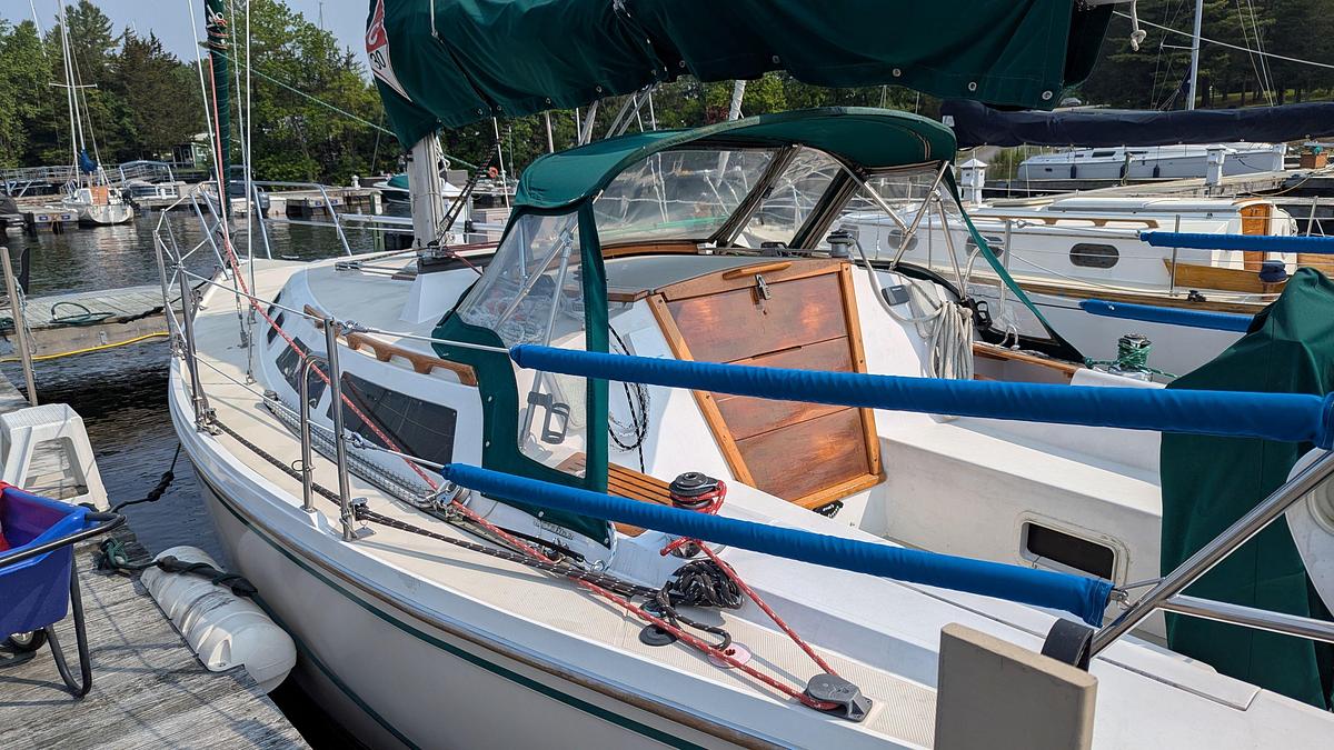 Used 1988 Catalina 30 MKII