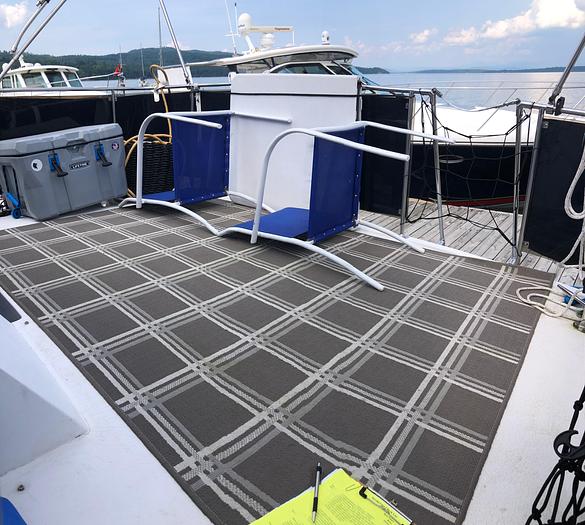 Used 1991 Carver 32 Aft Cabin