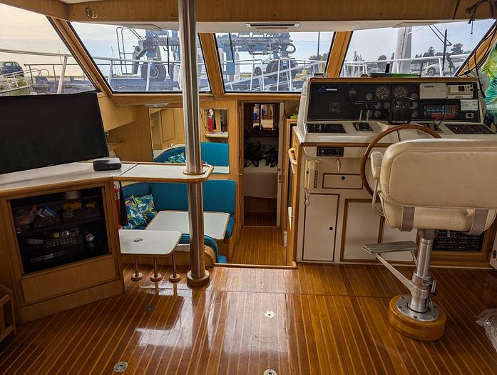 Used 1988 Hi-Tech Marine 44