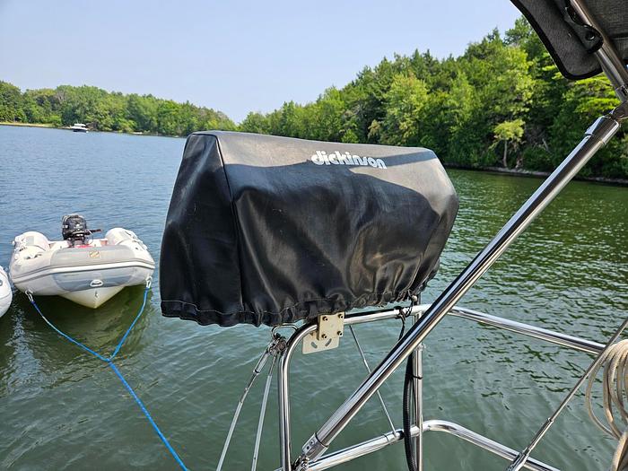 Used 2012 Beneteau Oceanis 37