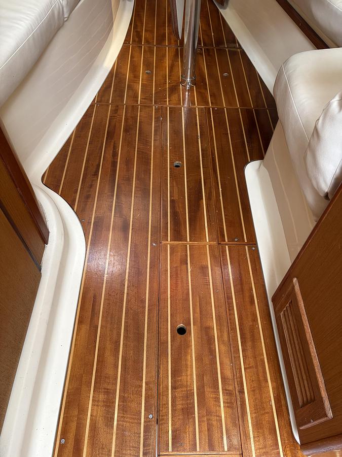 Used 1997 Hunter 310