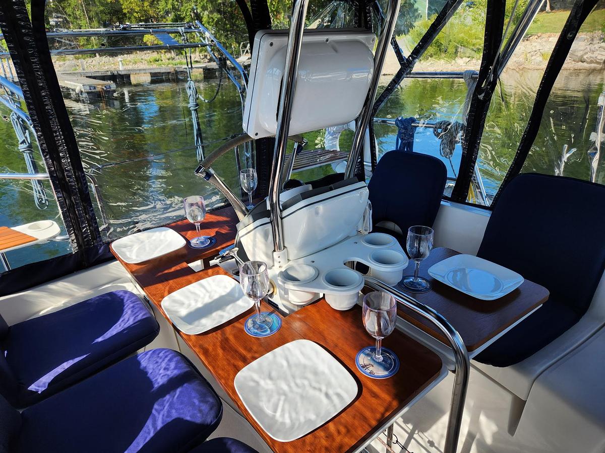 Used 2006 Hunter 33