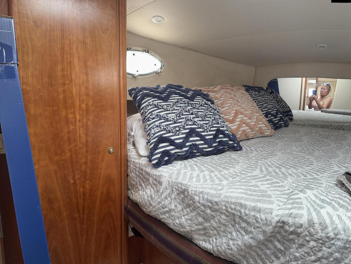 Used 1999 Silverton 392 Motor Yacht
