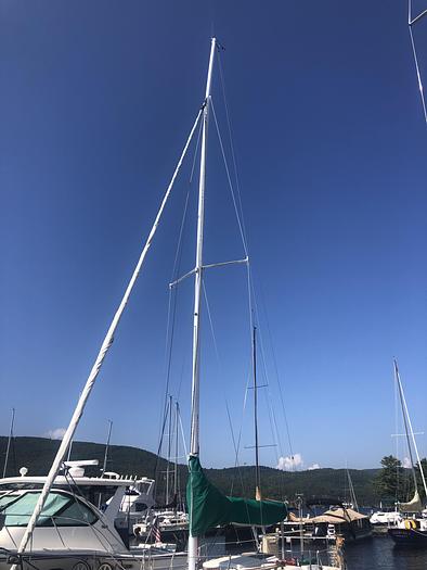 Used 1984 J Boats J 29