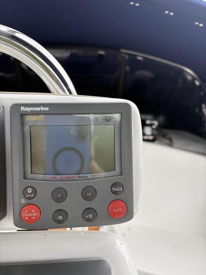 Used 2010 Catalina 350