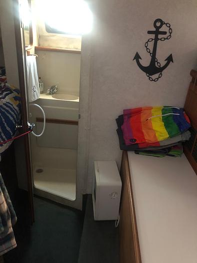 Used 1991 Carver 32 Aft Cabin