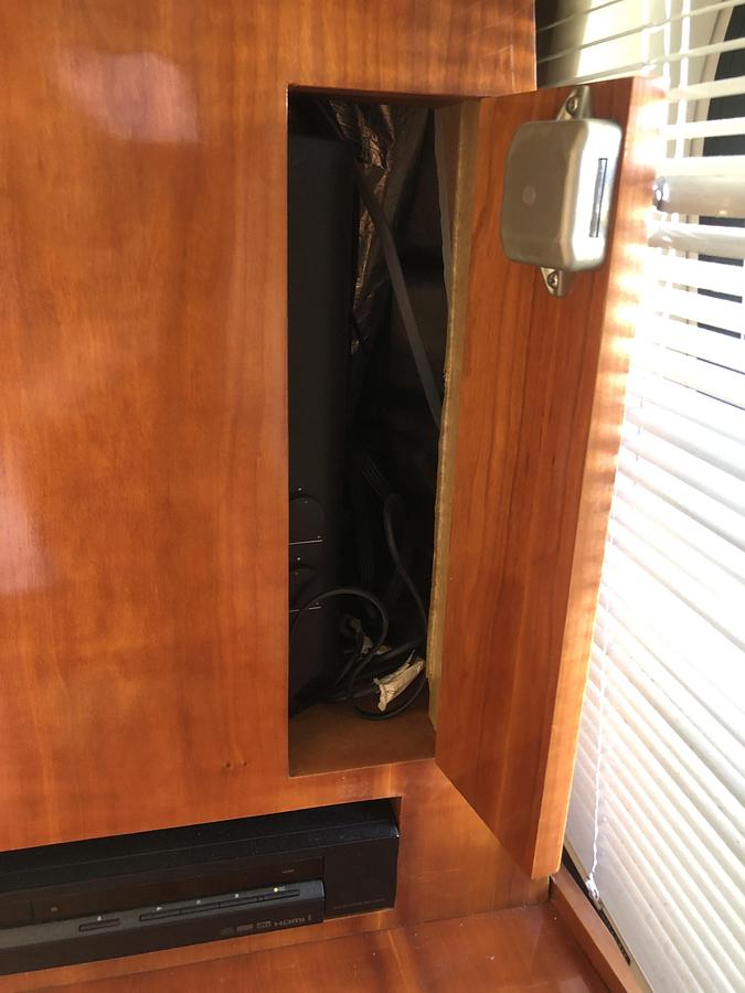 Used 2003 Birchwood 460 FB