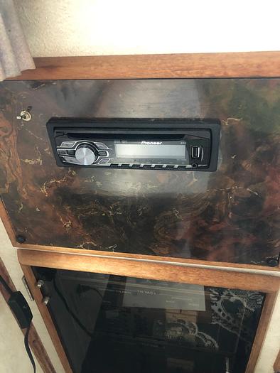 Used 1991 Carver 32 Aft Cabin