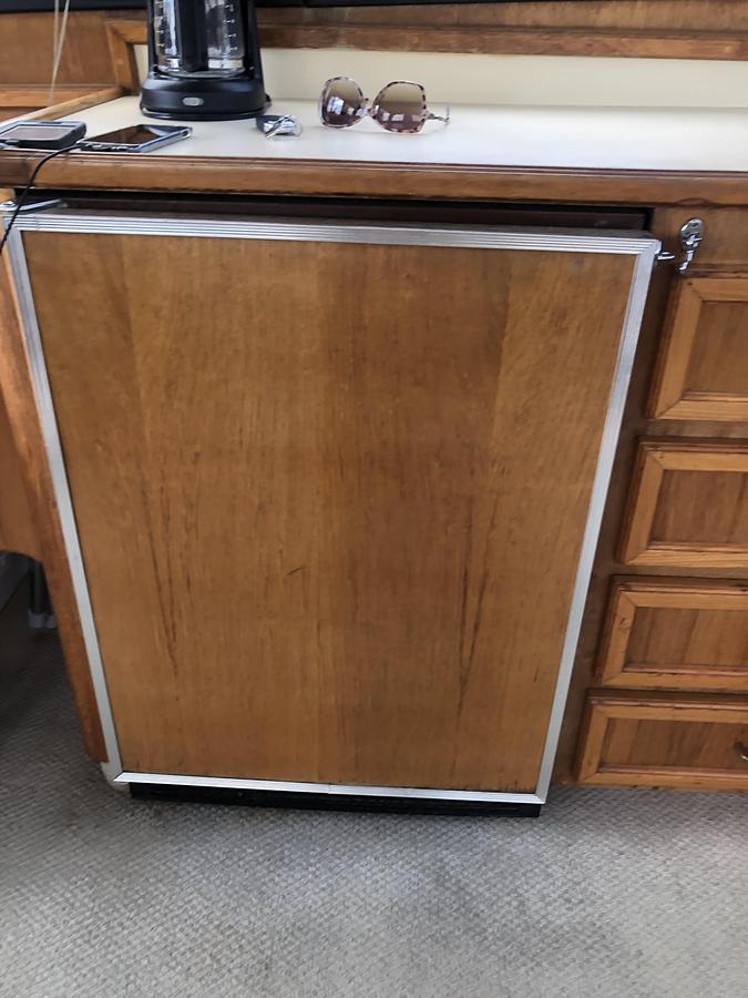 Used 1987 Egg Harbor 37 Convertible Flybridge