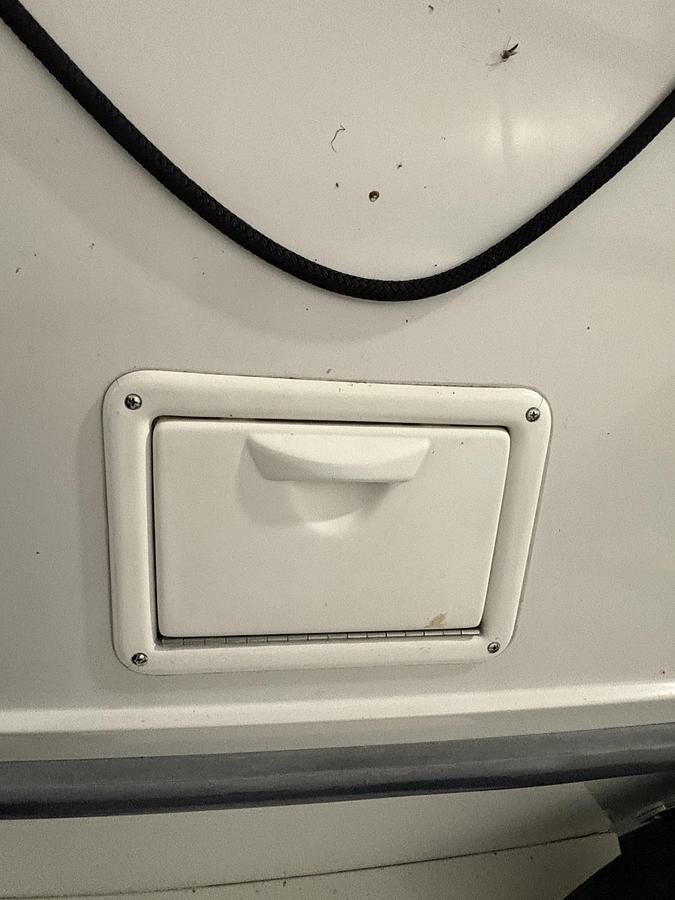 Used 1994 Carver 390 AC