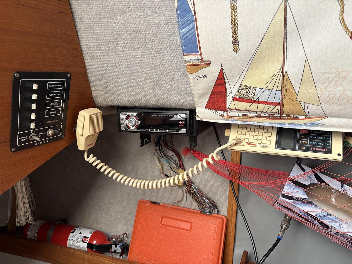 Used 1989 O'day 272LE