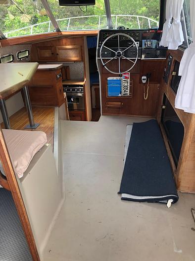 Used 1986 Bayliner 3270 Motoryacht