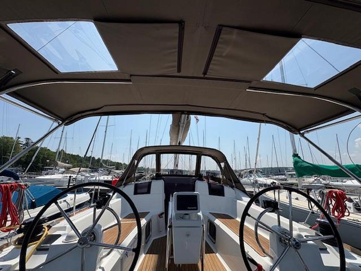 Used 2018 Jeanneau Sun Odyssey 389