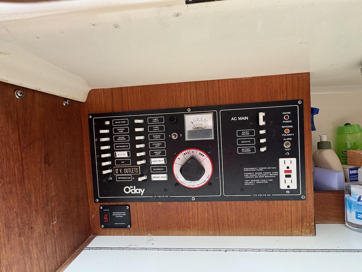 Used 1986 O'Day 31