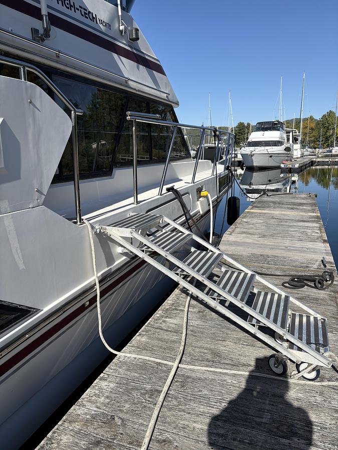 Used 1988 Hi-Tech Marine 44