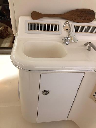 Used 2002 Sea Ray 480 Motor Yacht