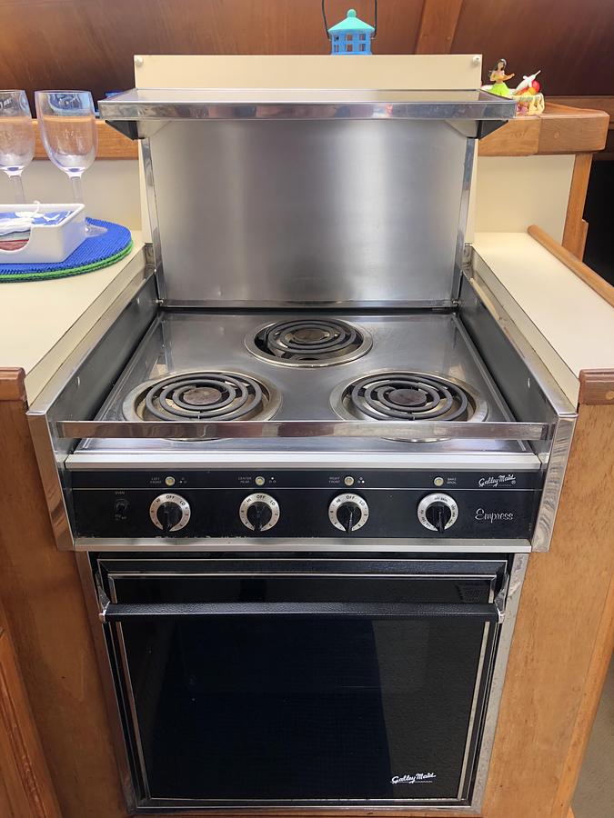 Used 1987 Egg Harbor 37 Convertible Flybridge