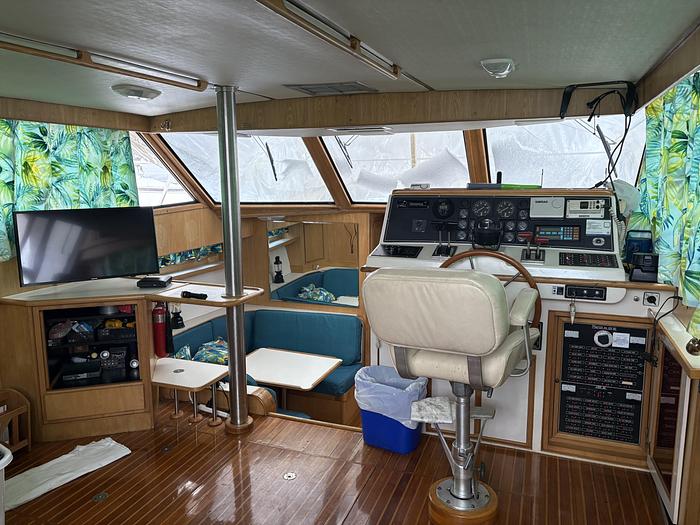Used 1988 Hi-Tech Marine 44